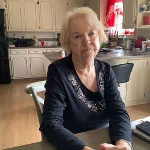 Meet your Posher, Beth